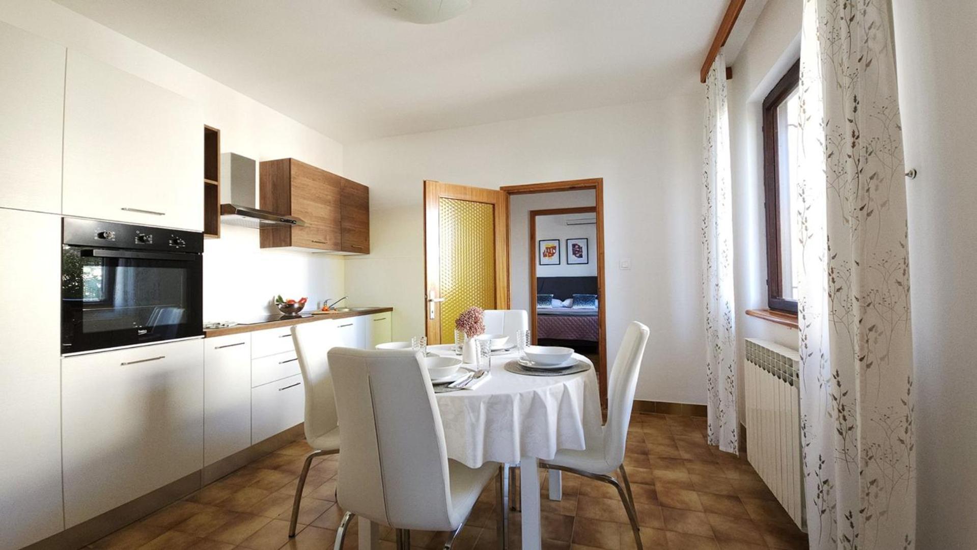 Apartment Jole - A4 -two Bedrooms - Close To The Center